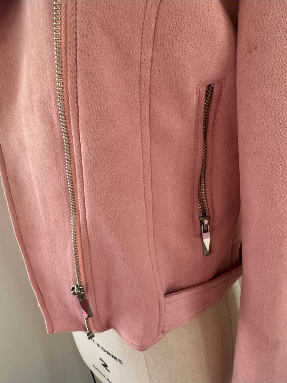 Brand New. Women's Dusty Pink Moto-Style Leather Jacket - Picture 6 of 8